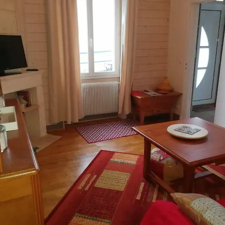 Comme Chez Vous