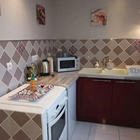 Comme Chez Vous Apartment
