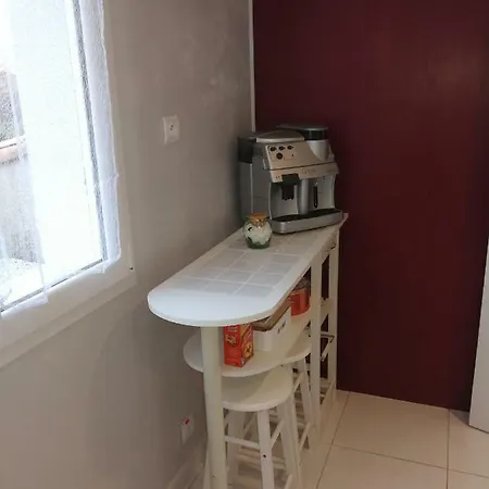 Comme Chez Vous